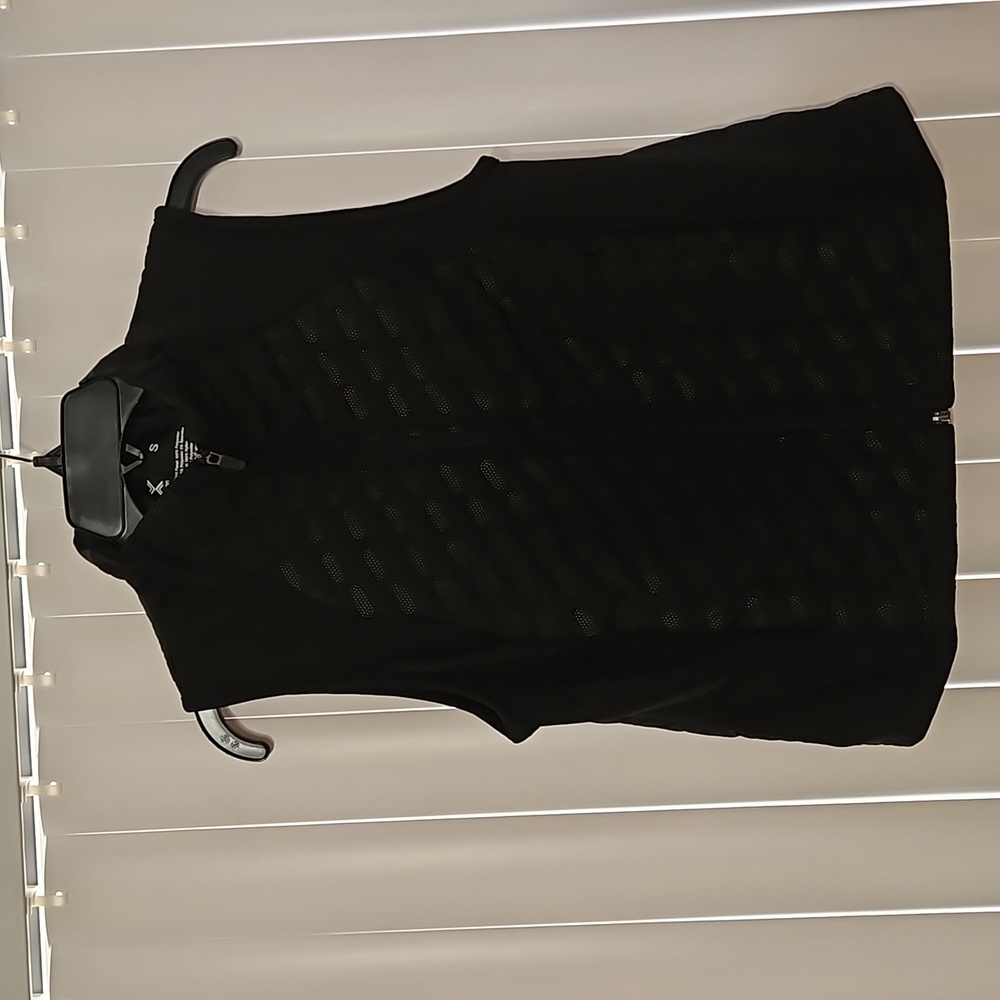 A Xersion Black Vest Size S